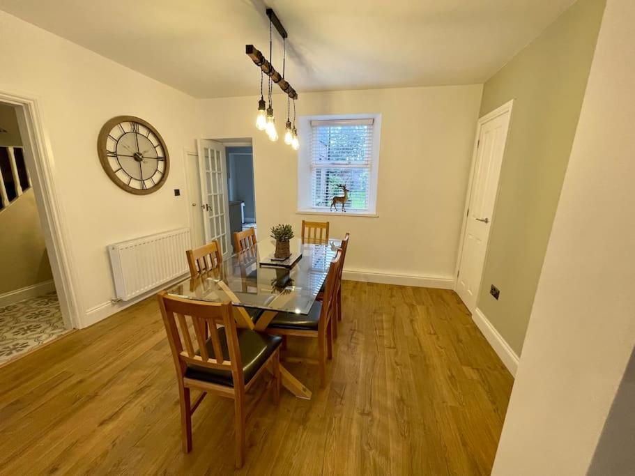 إينفيرنيس Wells Street Cottages No. 28 By The River Ness المظهر الخارجي الصورة
