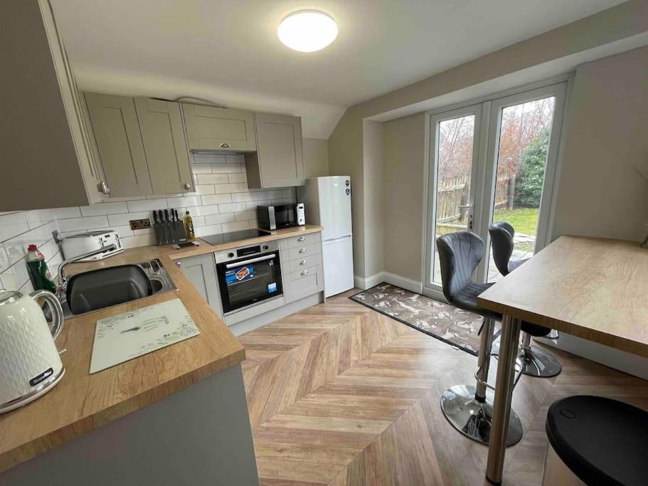 إينفيرنيس Wells Street Cottages No. 28 By The River Ness المظهر الخارجي الصورة